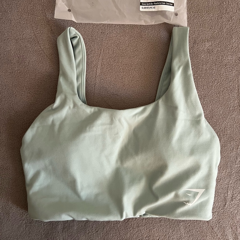 BNWT Gymshark dreamy sports bra XS